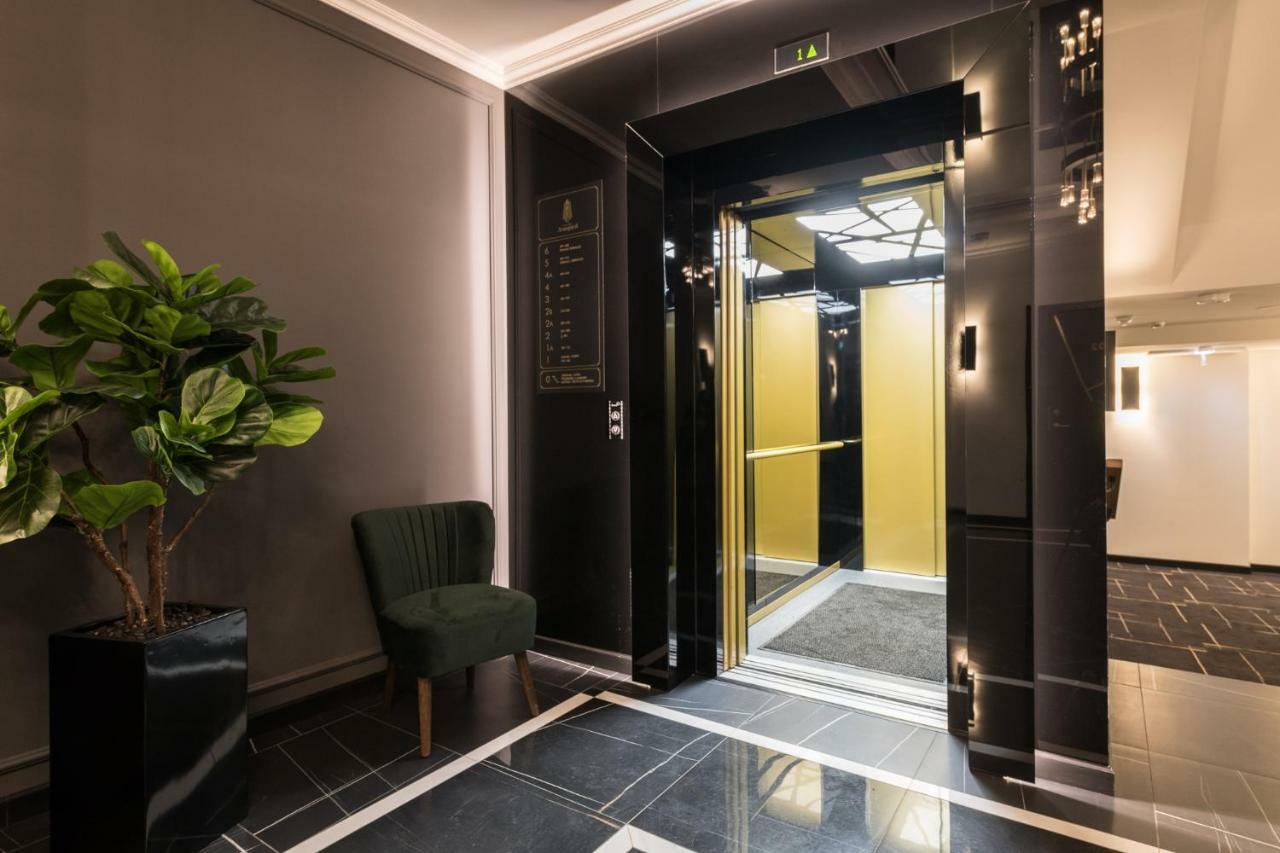 City Terrace Apartment Avangard - Large Private Roof Terrace Tallinn Ngoại thất bức ảnh